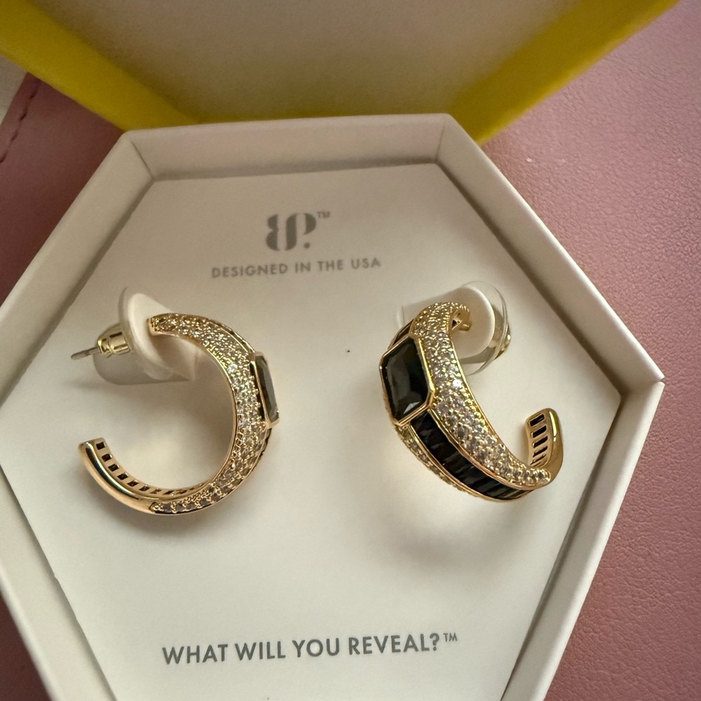 Elegant Gold and Black Hoop Earrings
